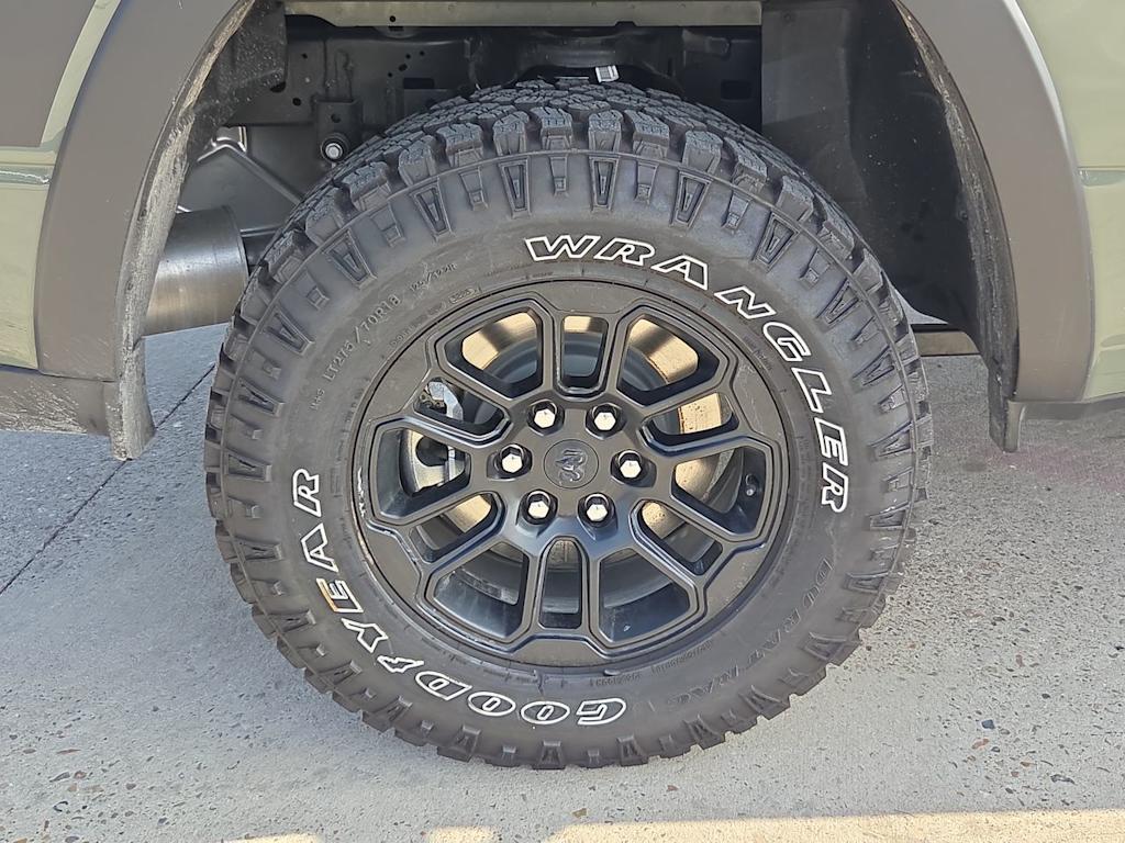 Thumbnail: 2026 RAM 1500 - 8