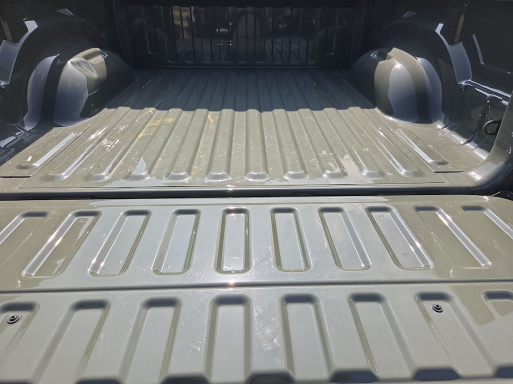 Thumbnail: 2026 RAM 1500 - 15