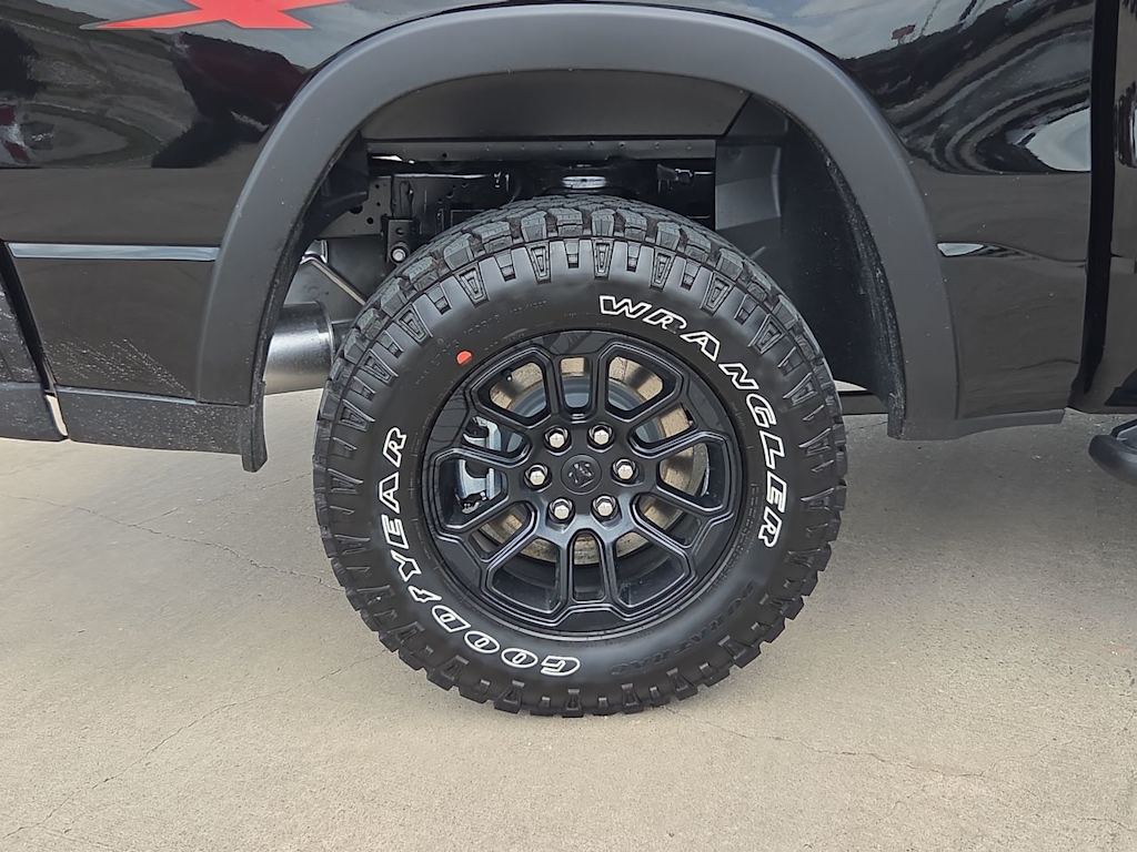 Thumbnail: 2026 RAM 1500 - 8