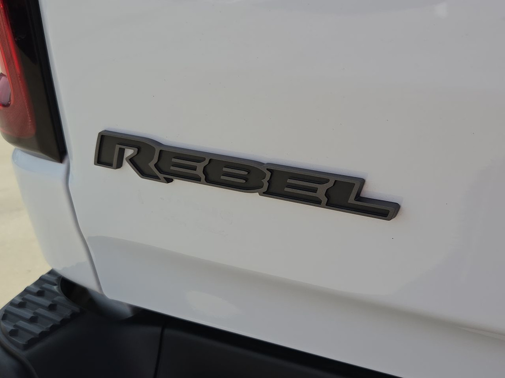 Thumbnail: 2026 RAM 1500 - 7