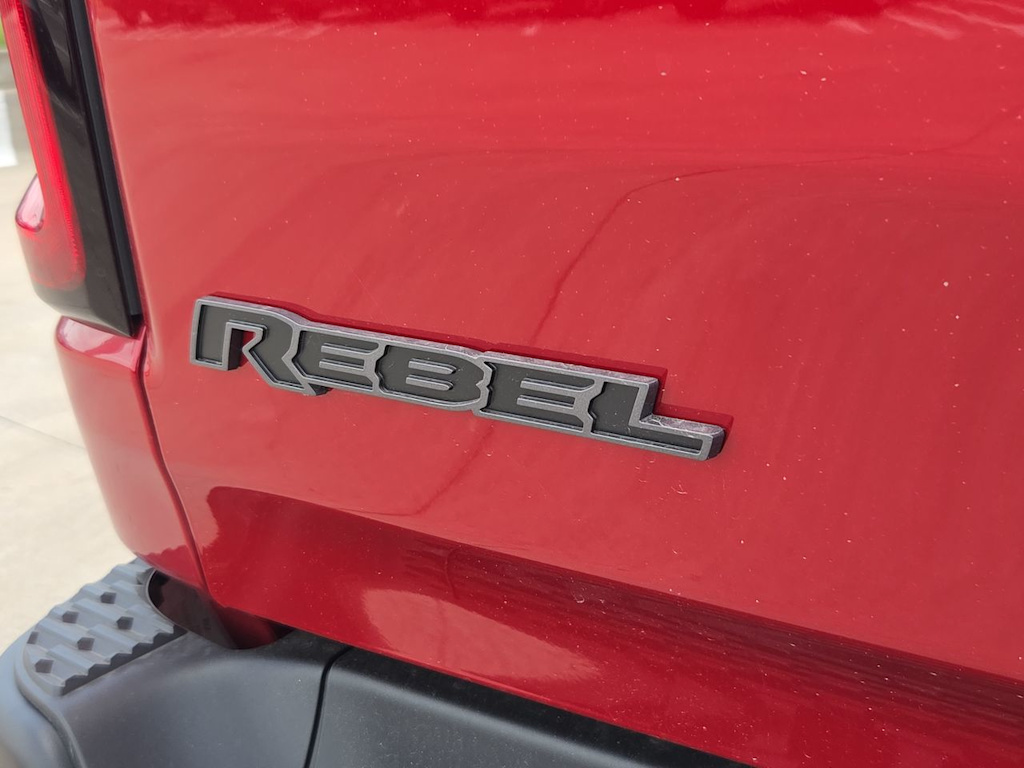 Thumbnail: 2026 RAM 1500 - 7