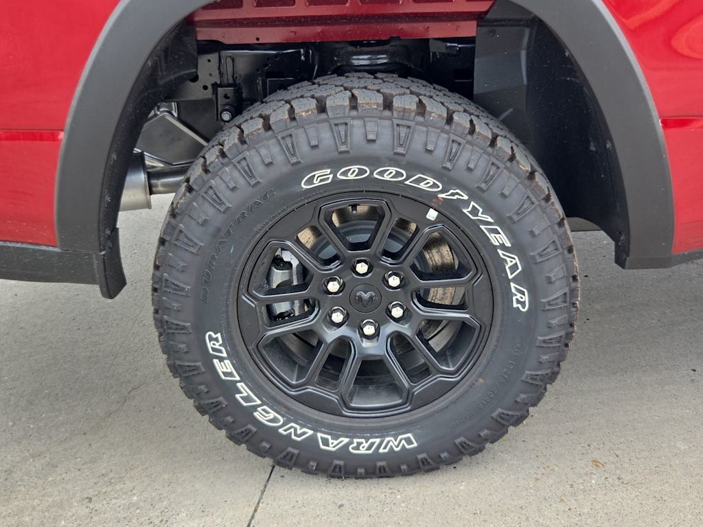 Thumbnail: 2026 RAM 1500 - 8