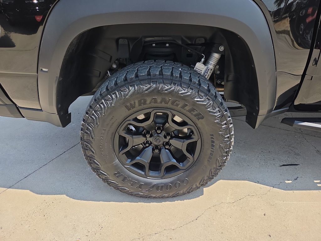 Thumbnail: 2026 RAM 1500 - 8