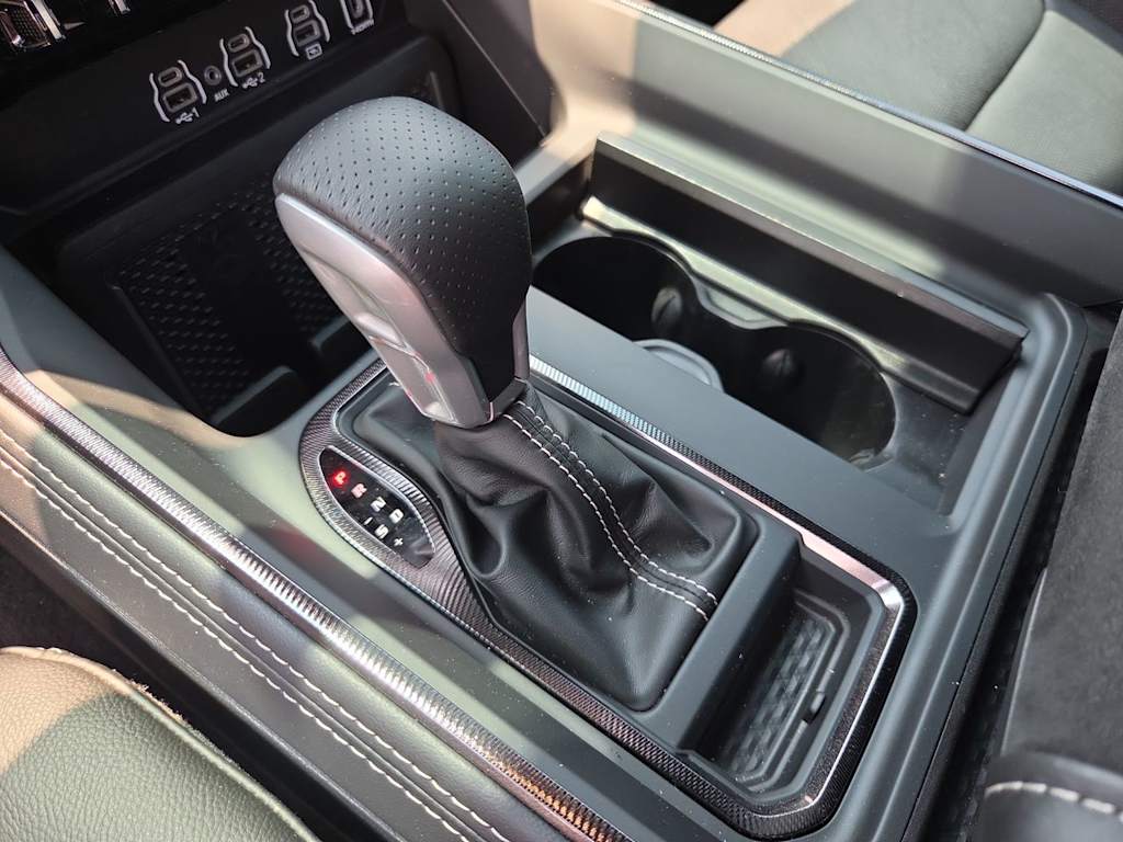 Thumbnail: 2026 RAM 1500 - 14