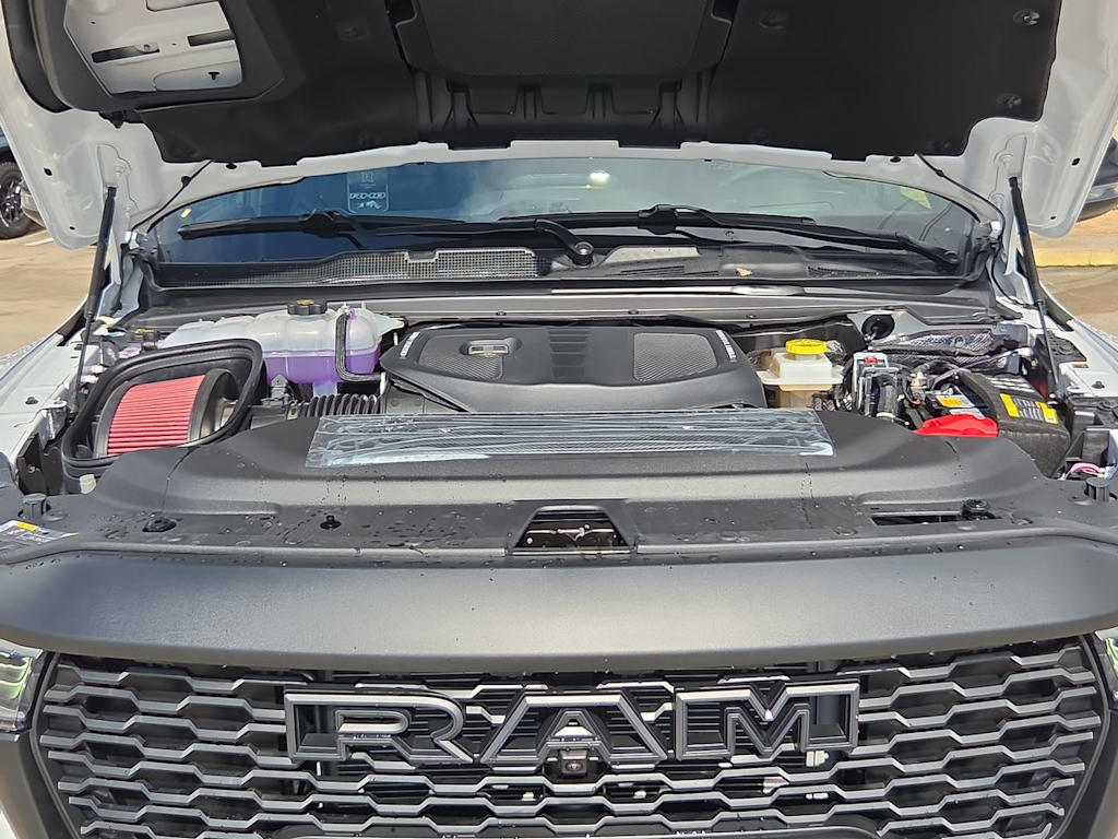 Thumbnail: 2026 RAM 1500 - 9
