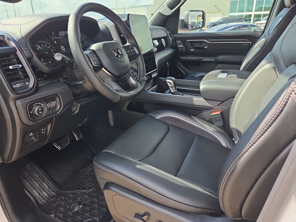 Thumbnail: 2026 RAM 1500 - 11