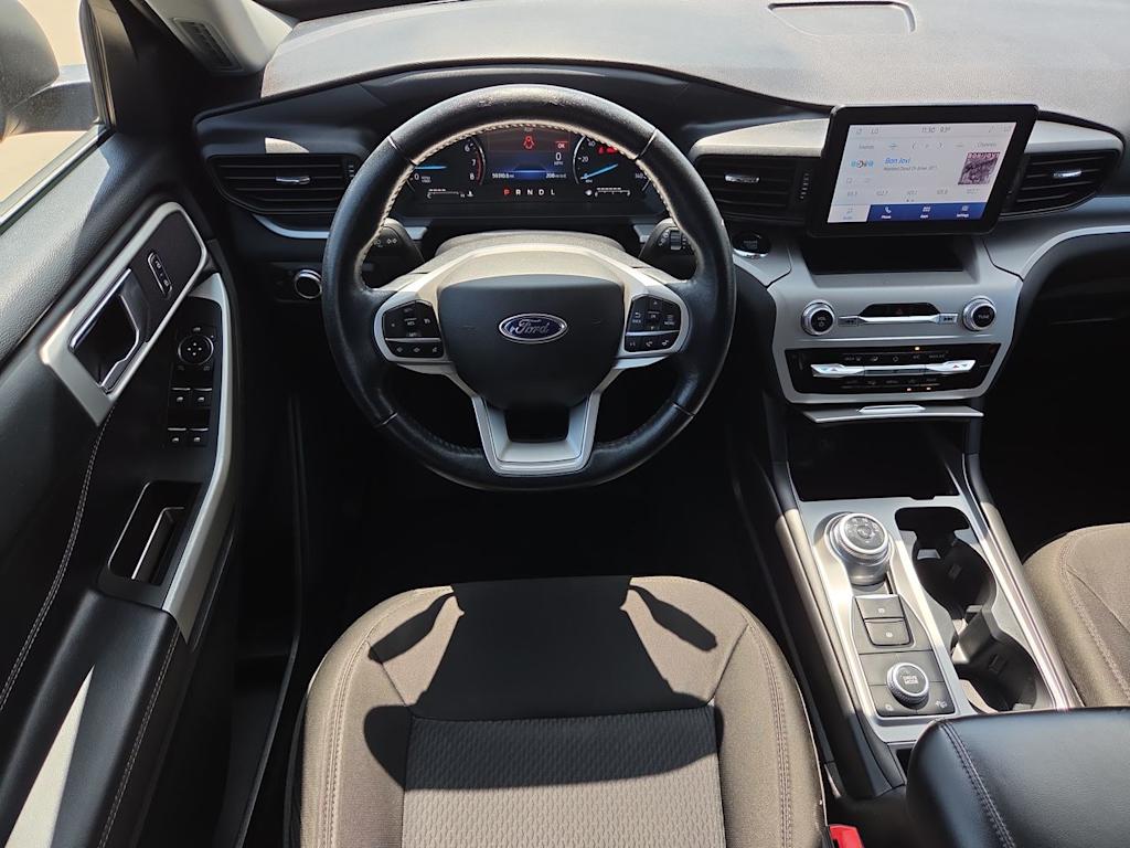 Thumbnail: 2022 Ford Explorer - 10