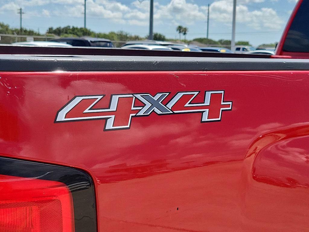 Thumbnail: 2015 Chevrolet Silverado 2500 - 7
