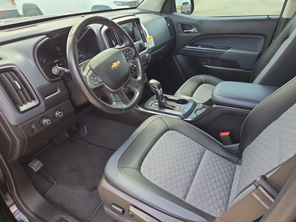 Thumbnail: 2022 Chevrolet Colorado - 11