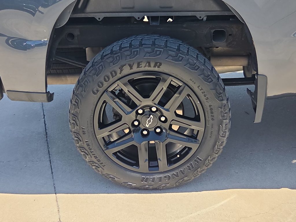 Thumbnail: 2021 Chevrolet Silverado 1500 - 8