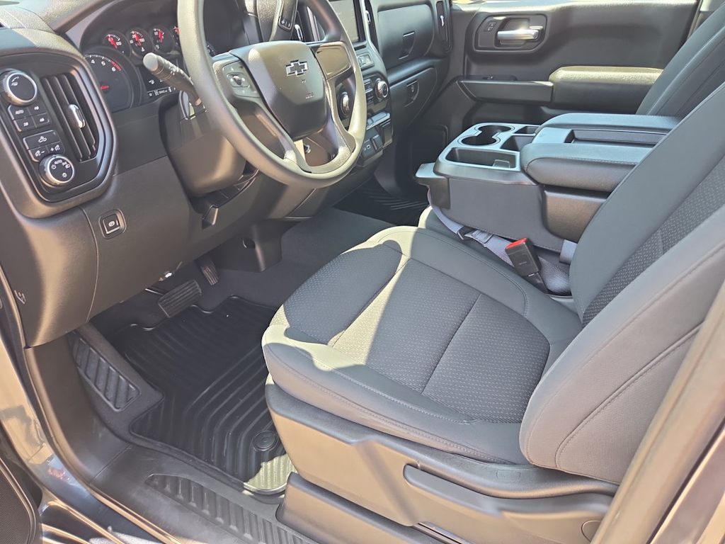 Thumbnail: 2021 Chevrolet Silverado 1500 - 11