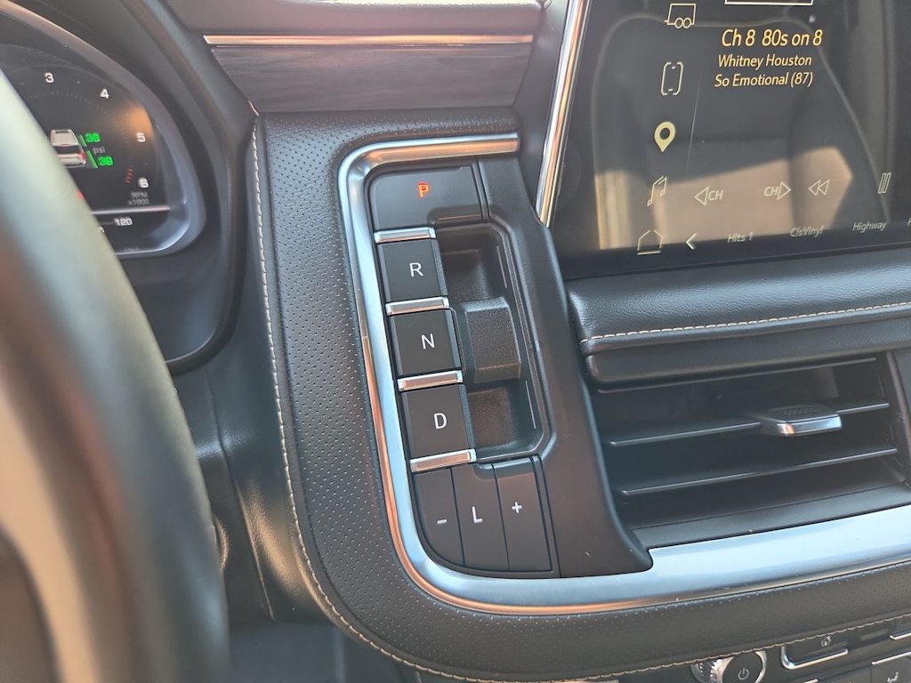 Thumbnail: 2023 GMC Yukon XL - 14