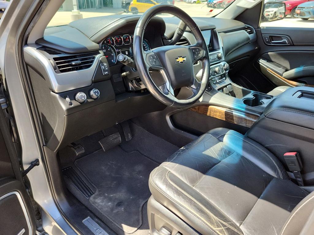 Thumbnail: 2019 Chevrolet Suburban - 2