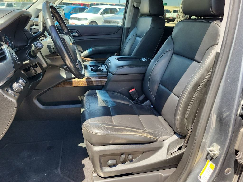 Thumbnail: 2019 Chevrolet Suburban - 11