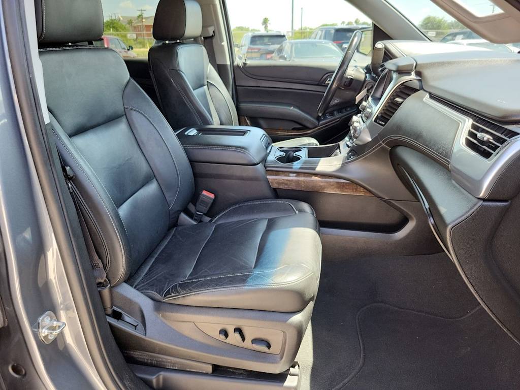 Thumbnail: 2019 Chevrolet Suburban - 12