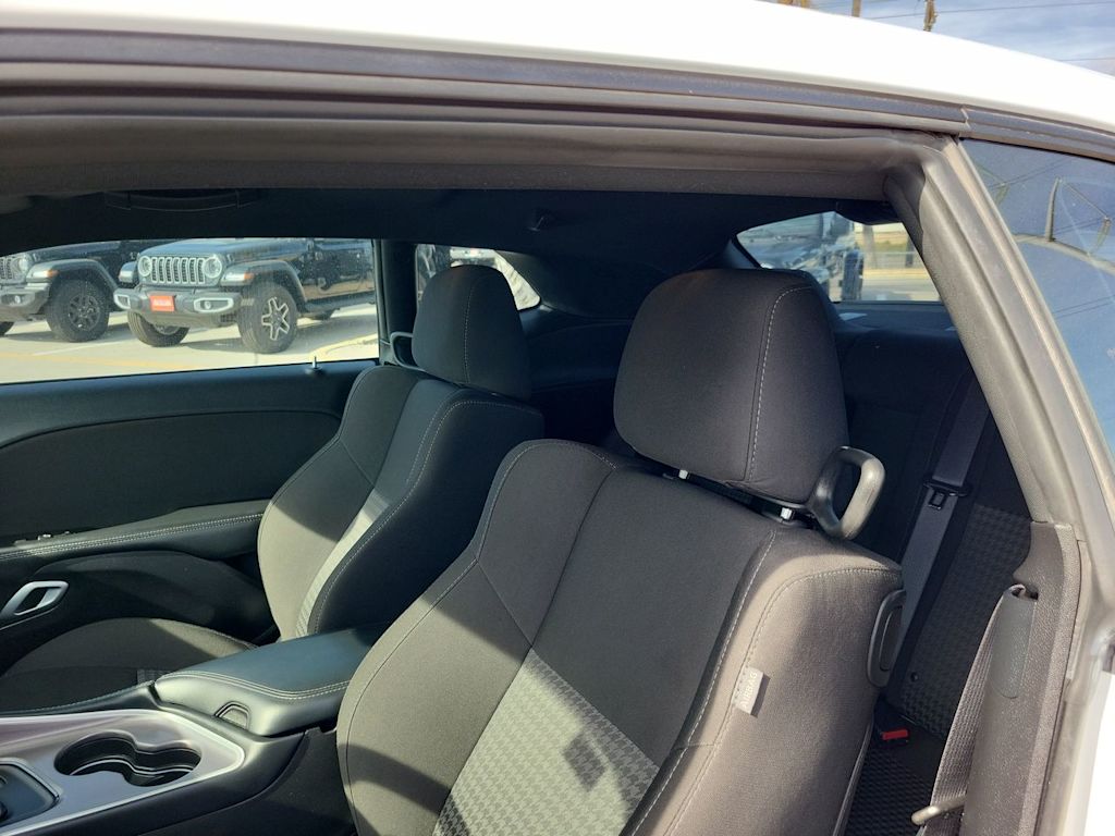 Thumbnail: 2022 Dodge Challenger - 12