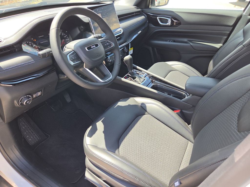 Thumbnail: 2026 Jeep Compass - 11