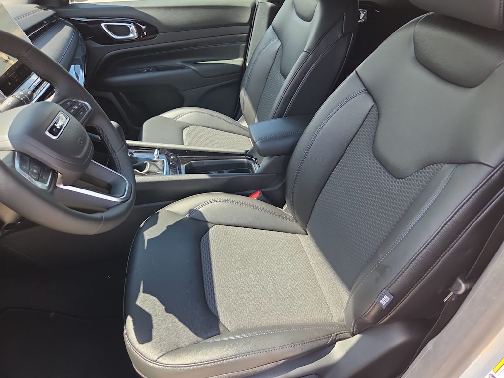 Thumbnail: 2026 Jeep Compass - 12