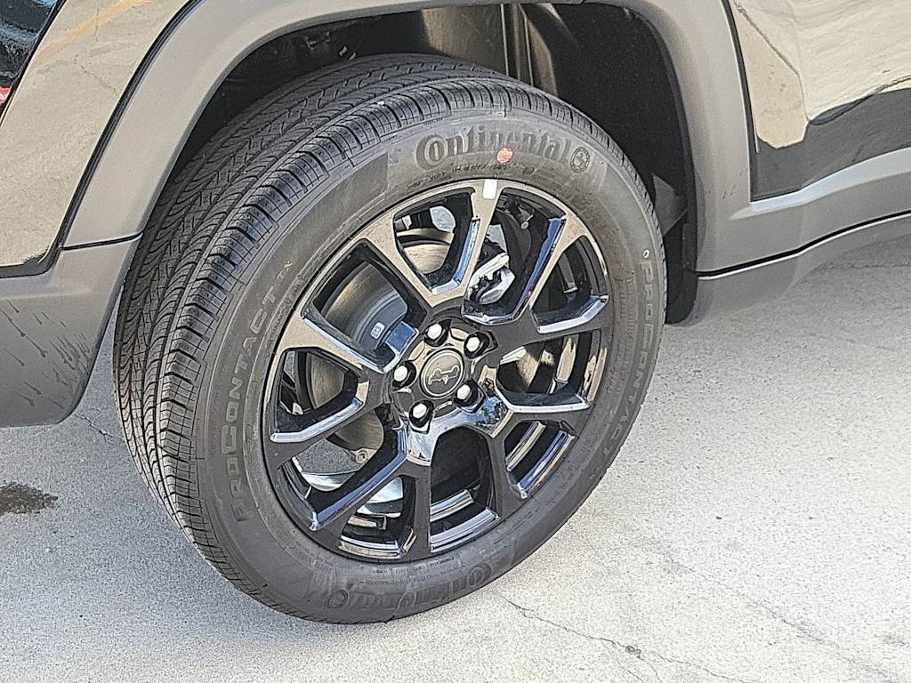 Thumbnail: 2026 Jeep Compass - 8