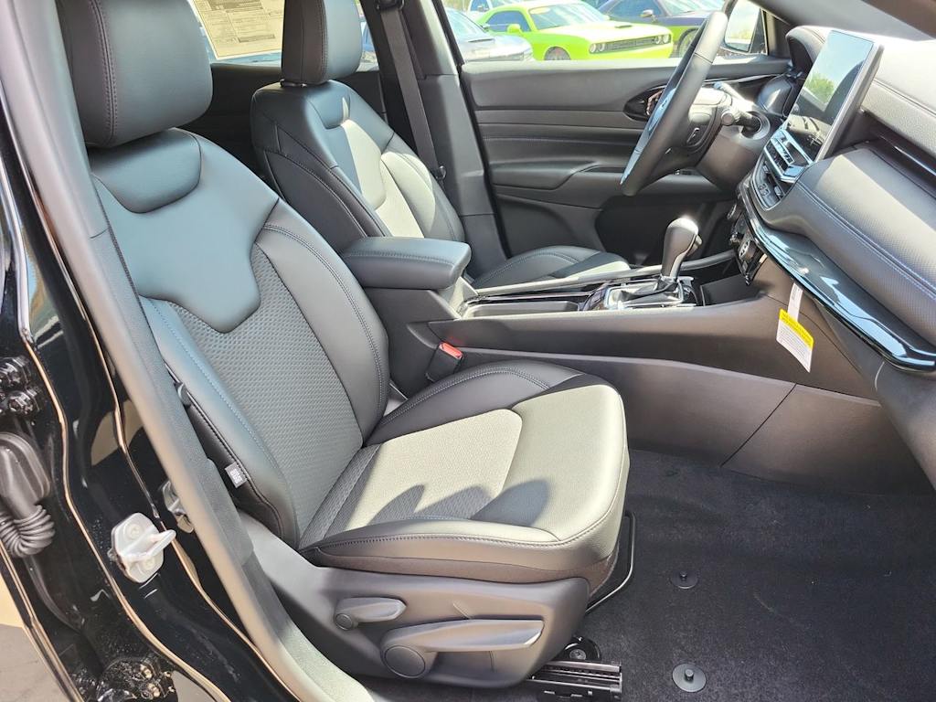 Thumbnail: 2026 Jeep Compass - 12