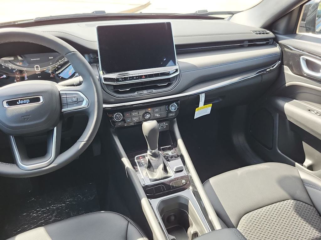 Thumbnail: 2026 Jeep Compass - 15