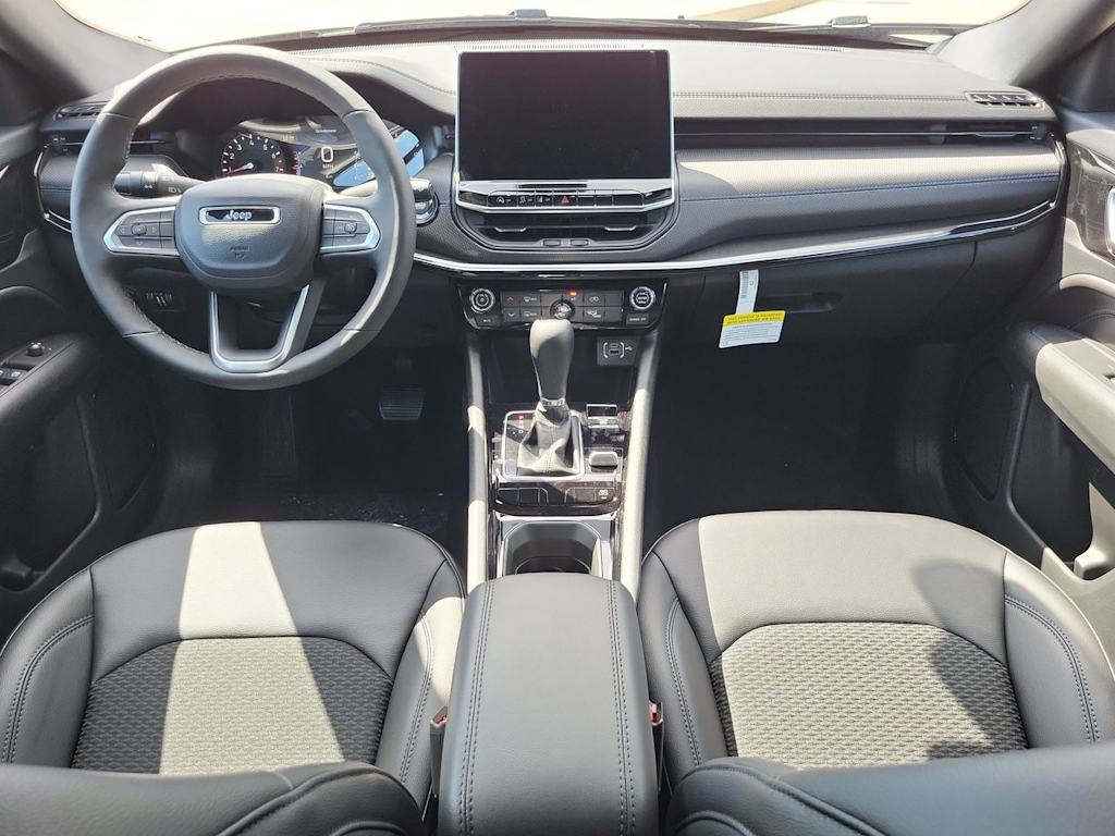 Thumbnail: 2026 Jeep Compass - 10