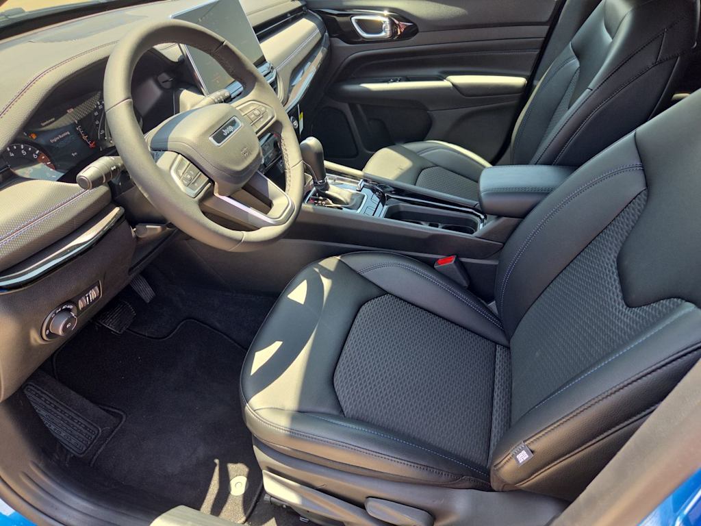 Thumbnail: 2026 Jeep Compass - 11