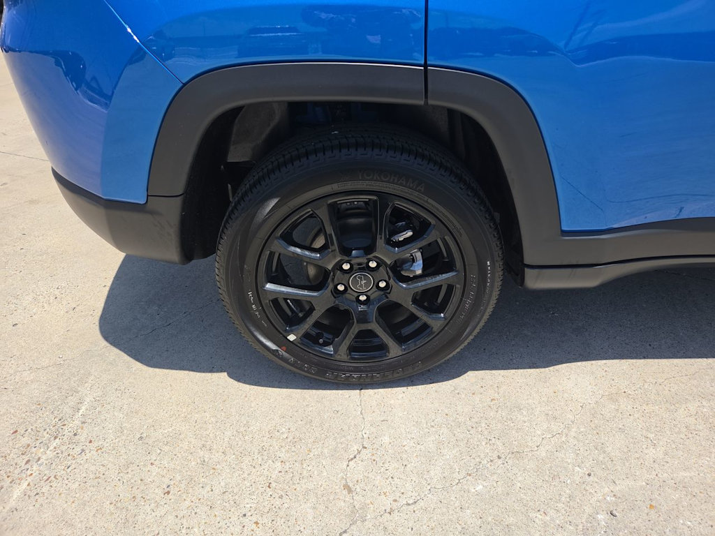 Thumbnail: 2026 Jeep Compass - 8