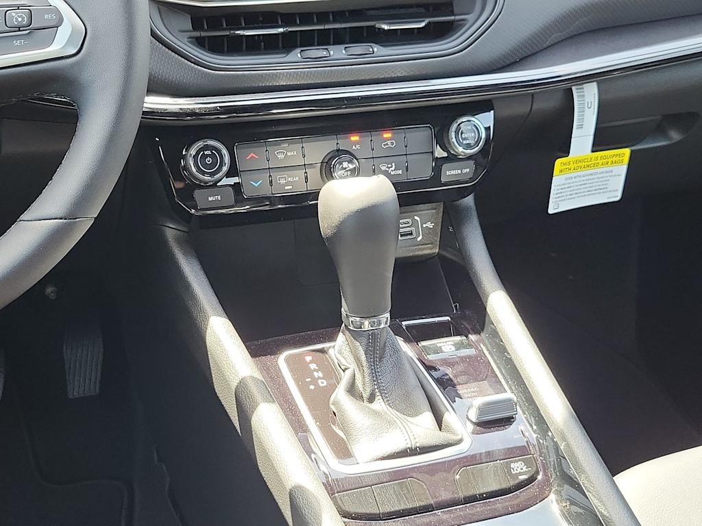 Thumbnail: 2026 Jeep Compass - 16