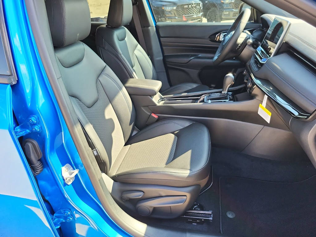 Thumbnail: 2026 Jeep Compass - 12