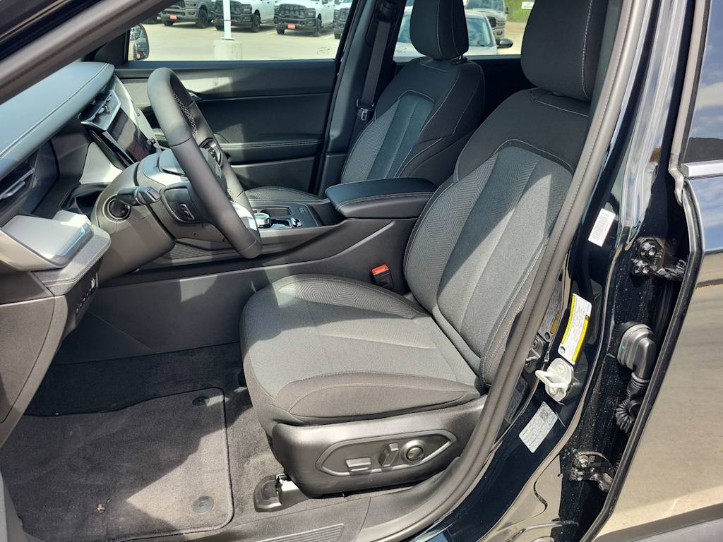 Thumbnail: 2026 Jeep Cherokee - 11