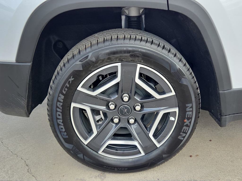 Thumbnail: 2026 Jeep Cherokee - 8