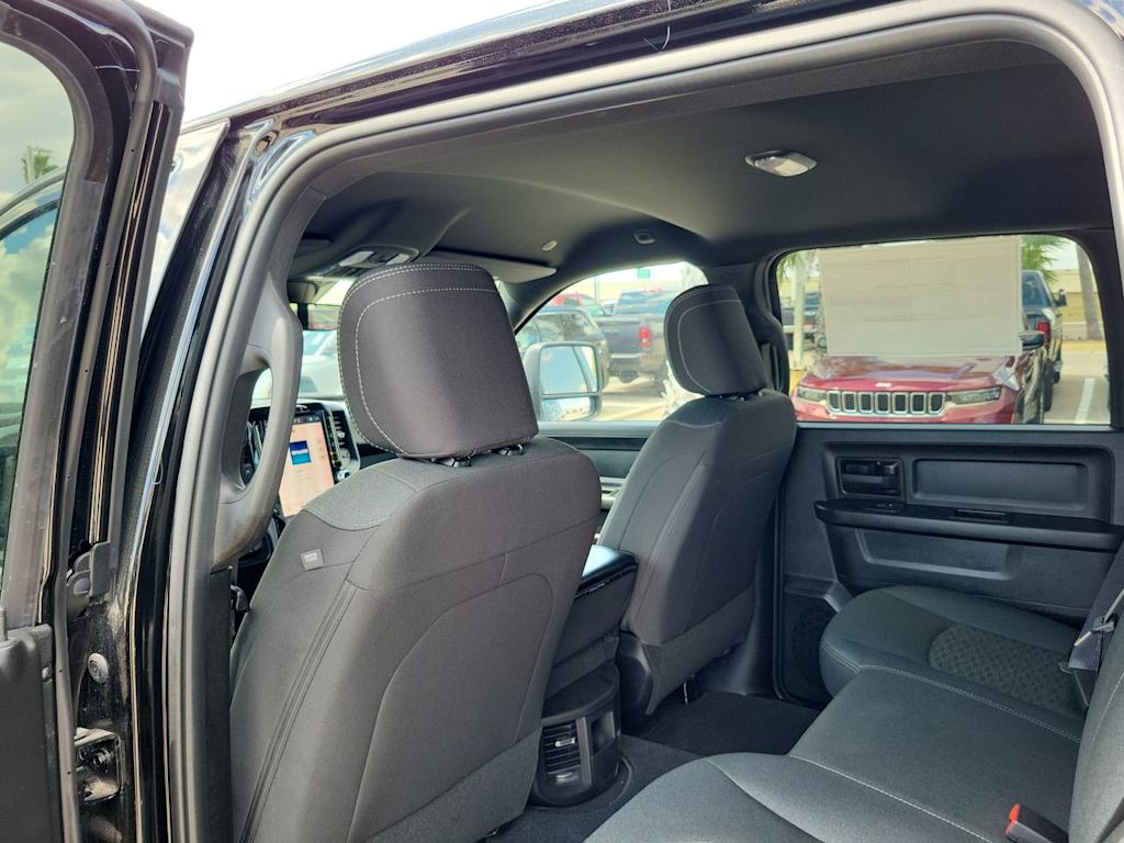 2026 RAM 2500 Tradesman - Photo 13