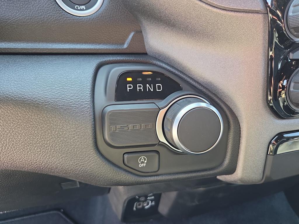 Thumbnail: 2026 RAM 1500 - 28