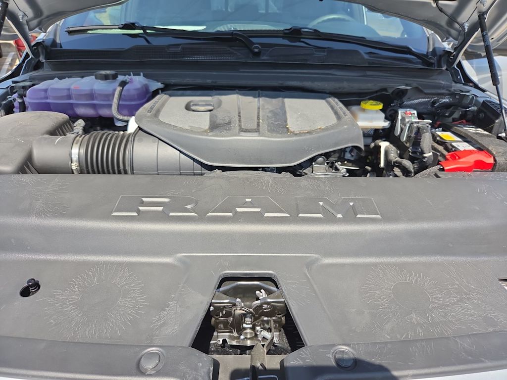 Thumbnail: 2026 RAM 1500 - 8