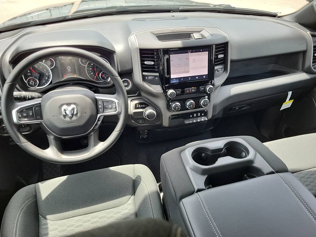 Thumbnail: 2026 RAM 1500 - 9