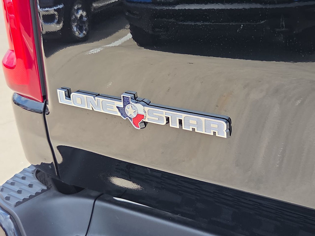 Thumbnail: 2026 RAM 1500 - 7