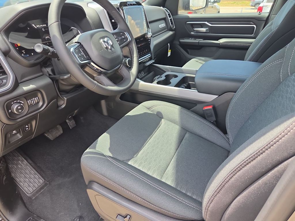 Thumbnail: 2026 RAM 1500 - 11