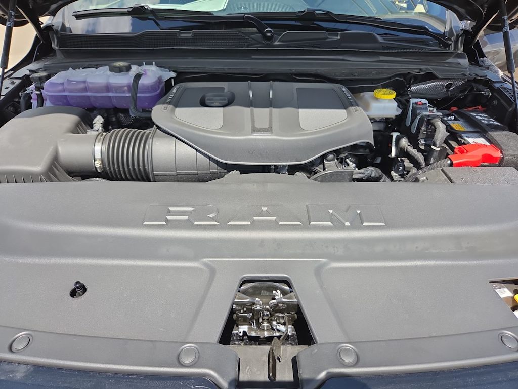 Thumbnail: 2026 RAM 1500 - 9