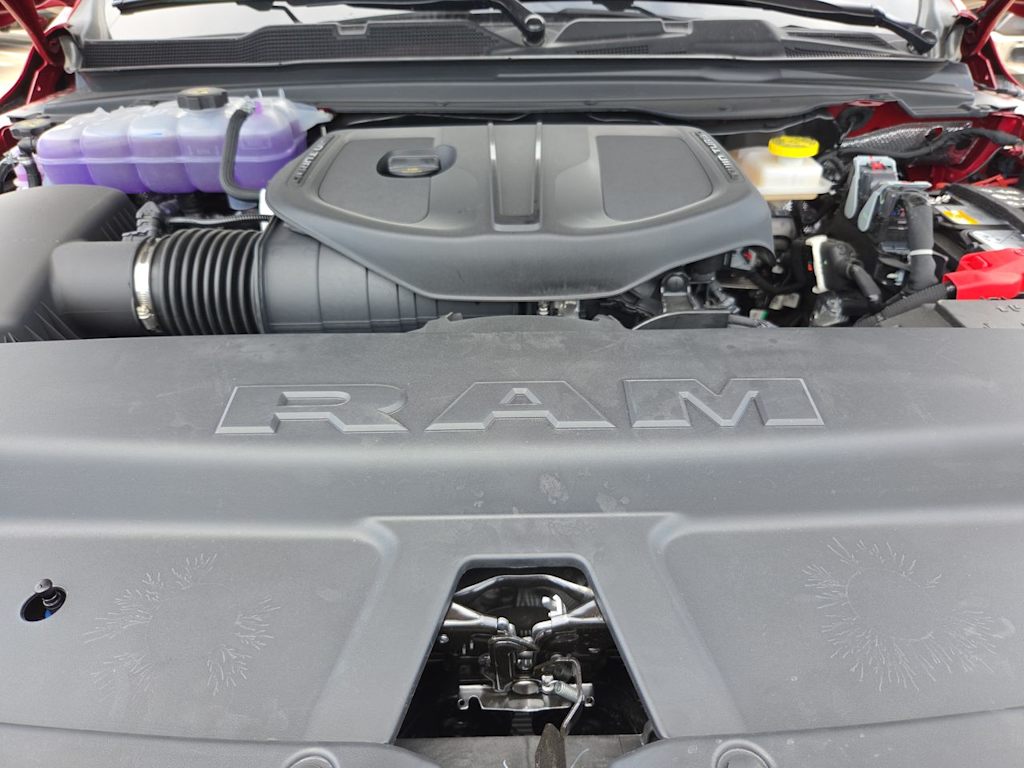 Thumbnail: 2026 RAM 1500 - 9