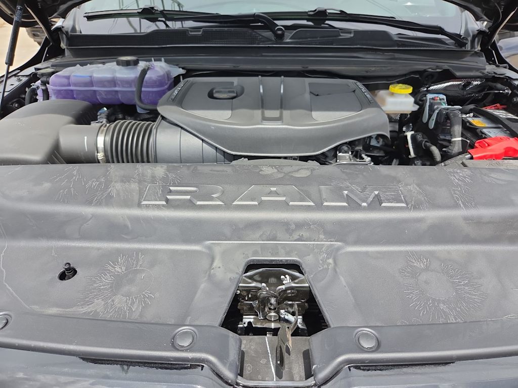 Thumbnail: 2026 RAM 1500 - 9