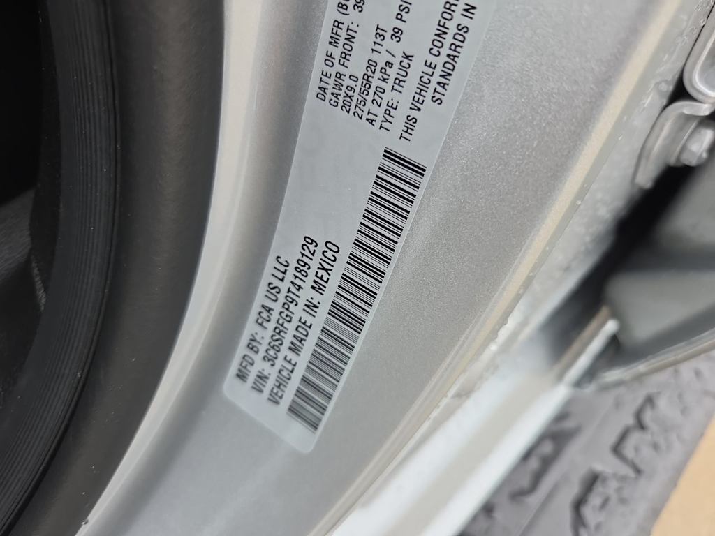 Thumbnail: 2026 RAM 1500 - 18