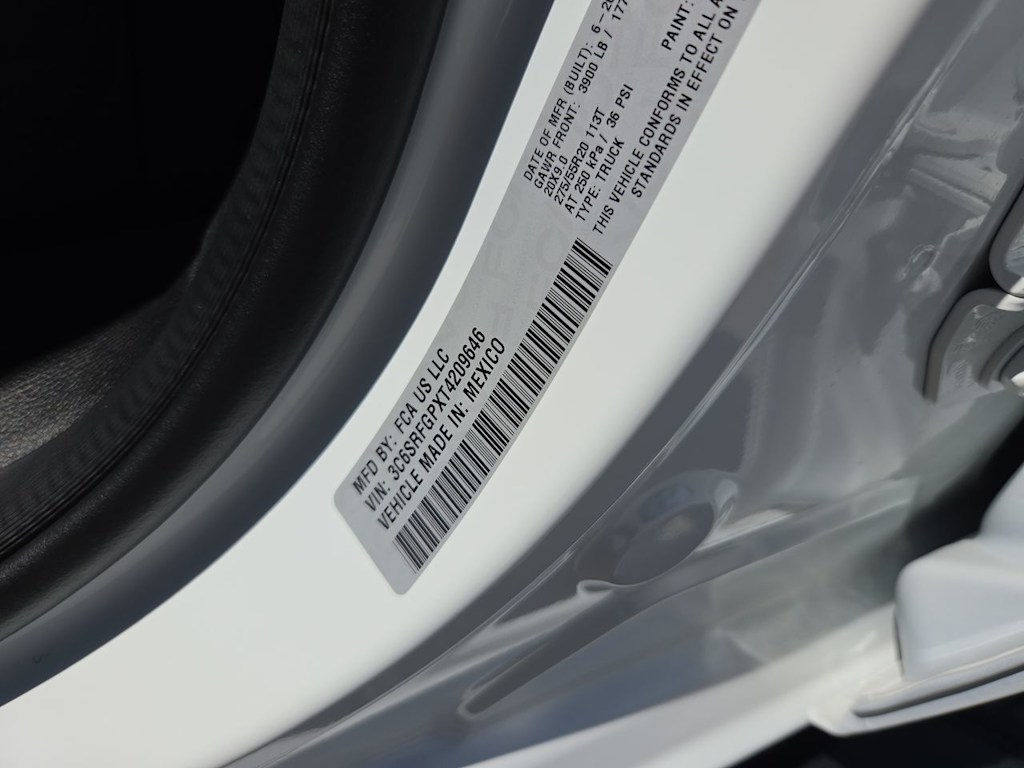 Thumbnail: 2026 RAM 1500 - 28