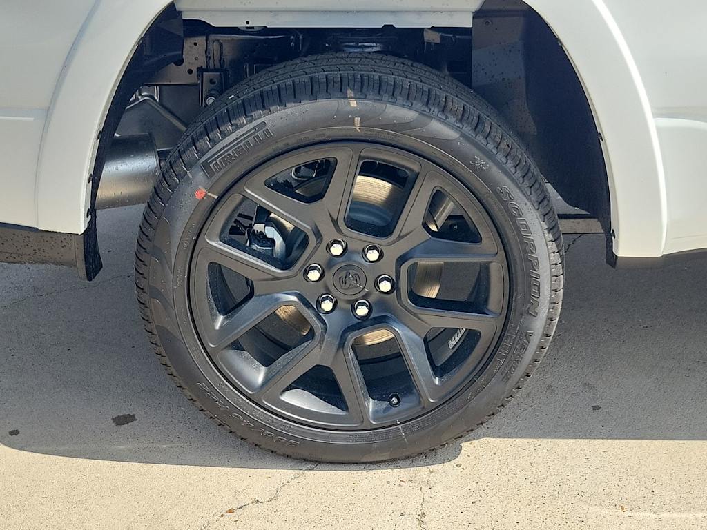 Thumbnail: 2026 RAM 1500 - 8