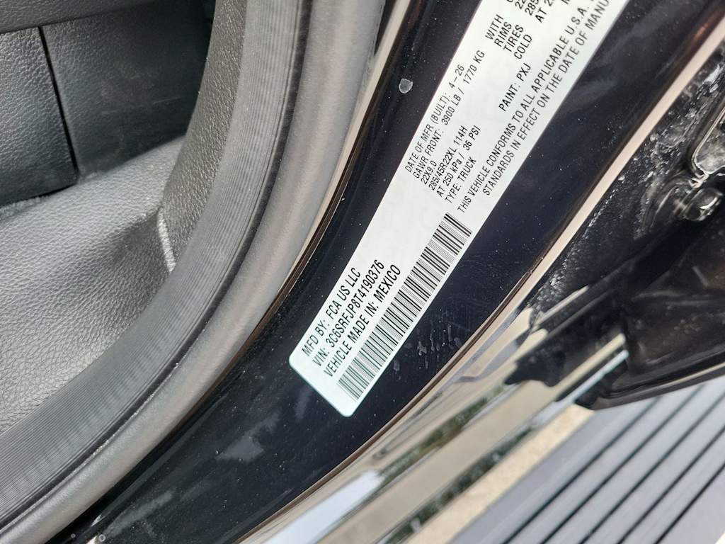Thumbnail: 2026 RAM 1500 - 17