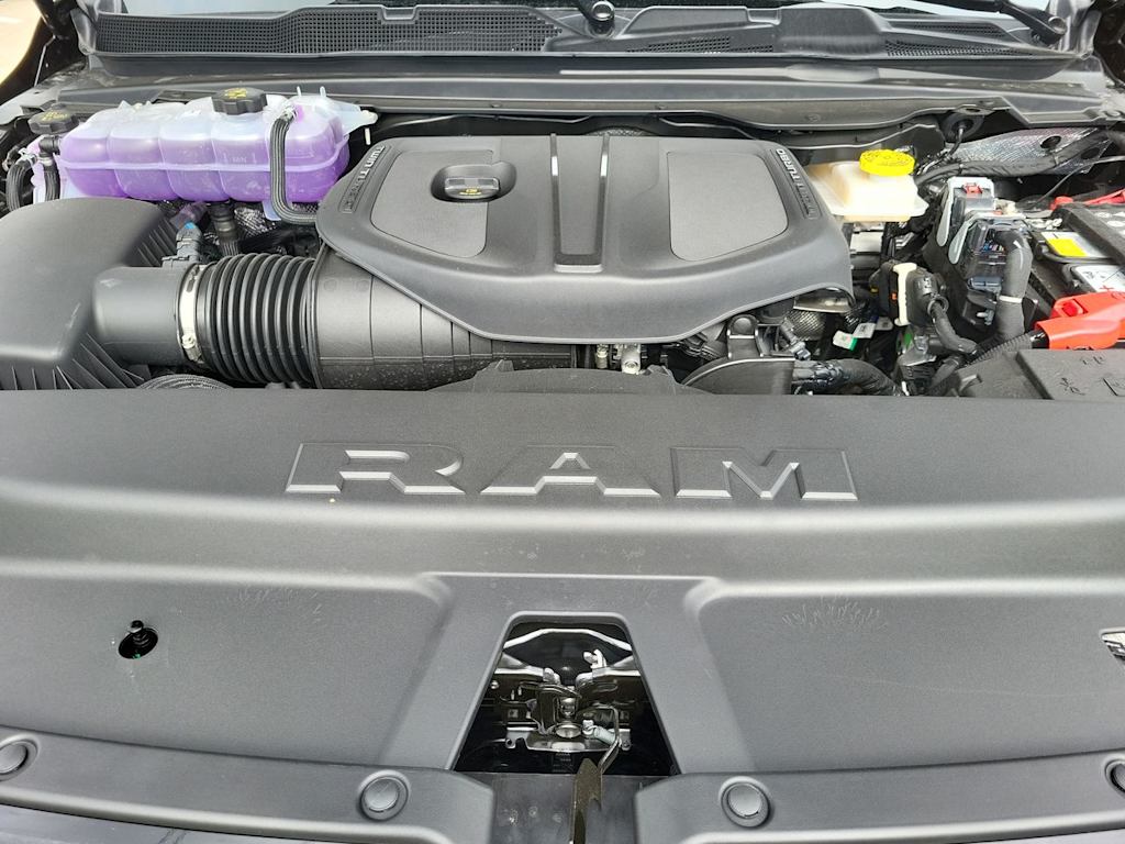 Thumbnail: 2026 RAM 1500 - 9