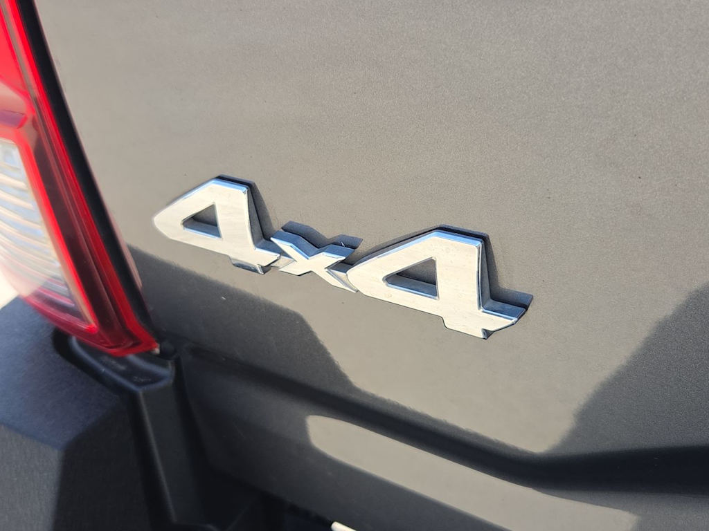 Thumbnail: 2023 Toyota Tacoma - 7