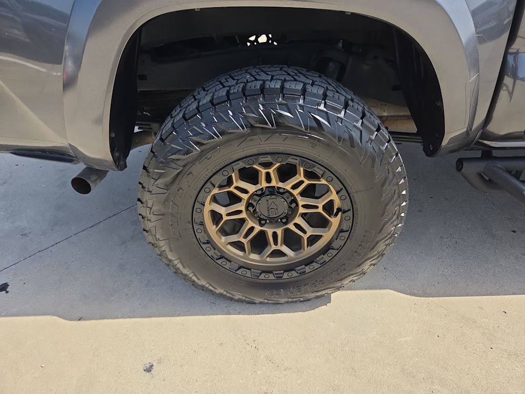 Thumbnail: 2023 Toyota Tacoma - 8