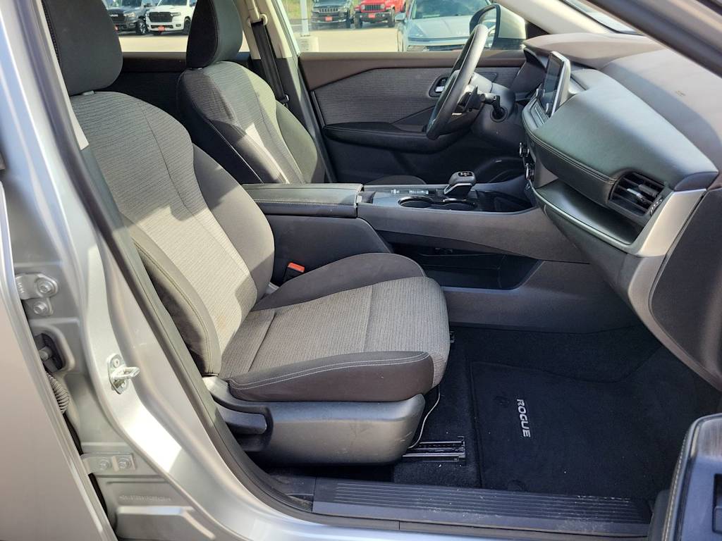 Thumbnail: 2023 Nissan Rogue - 12