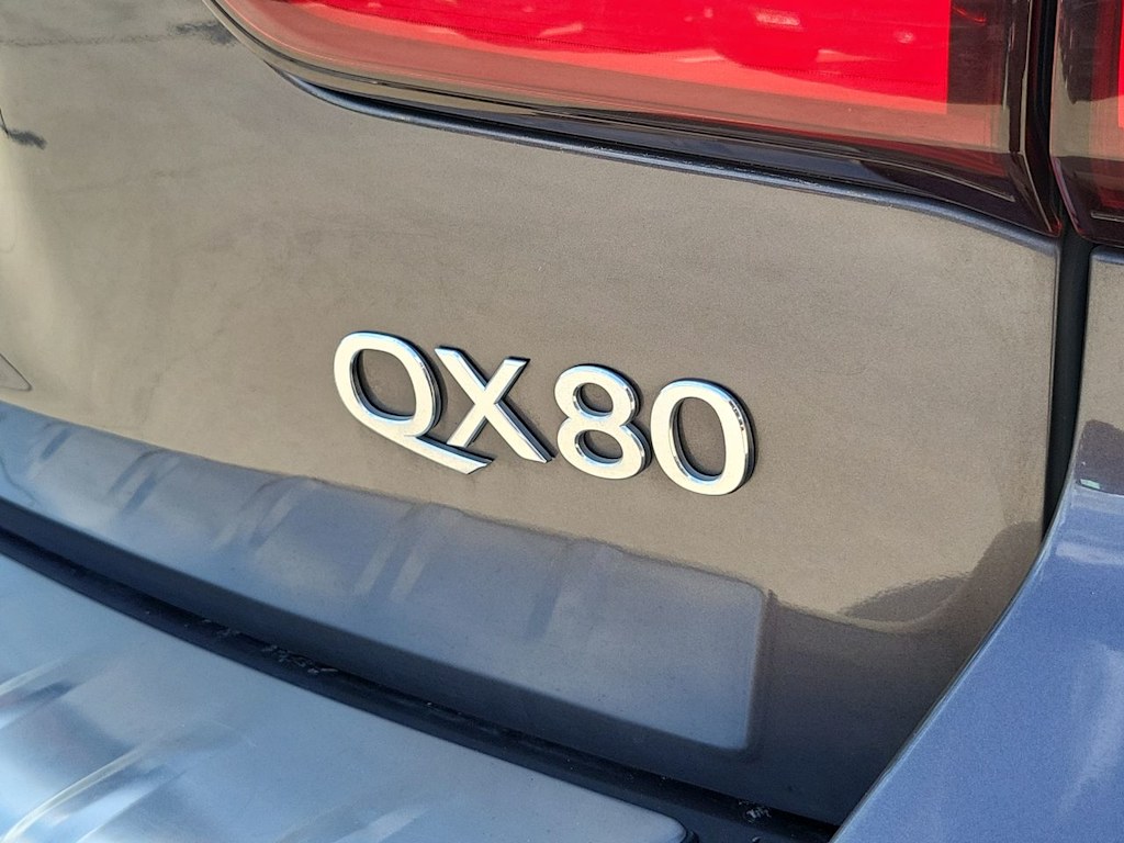 Thumbnail: 2023 INFINITI QX80 - 7